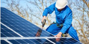 Installation Maintenance Panneaux Solaires Photovoltaïques à Saint-Geyrac